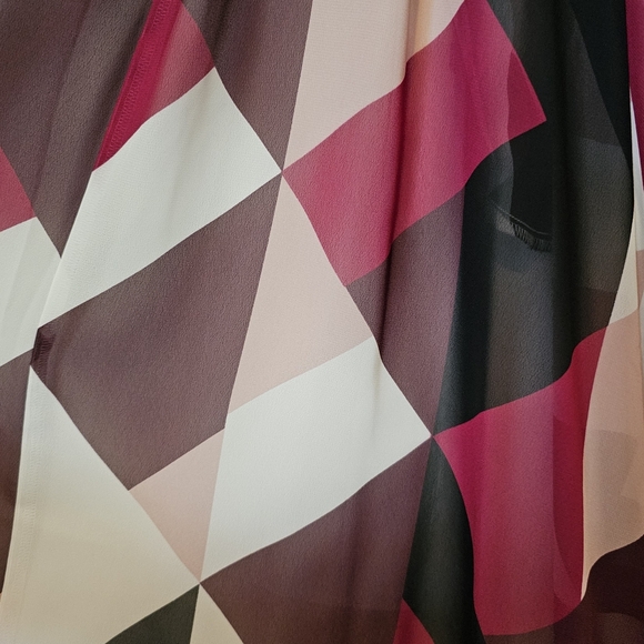 Torrid Geometric Print Chiffon Dress - Picture 6 of 7